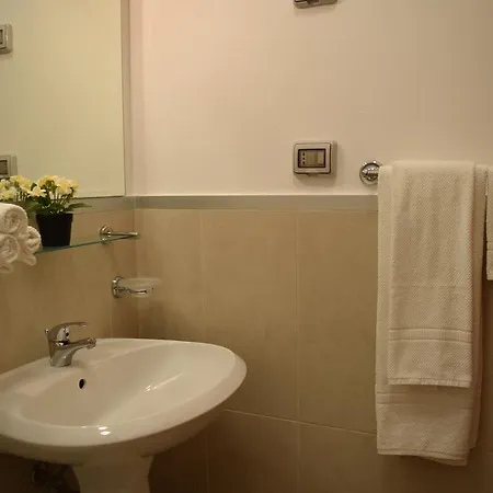 Casa Vacanze Rosalia - Affitto Breve Santo Stefano di Camastra