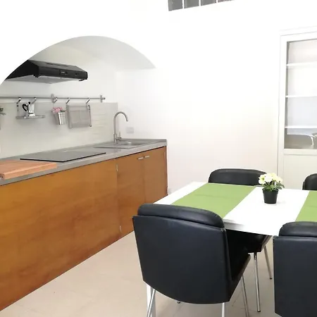 Casa Vacanze Rosalia - Affitto Breve Holiday home *